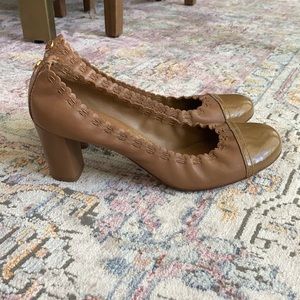 Tory Burch round toe pumps